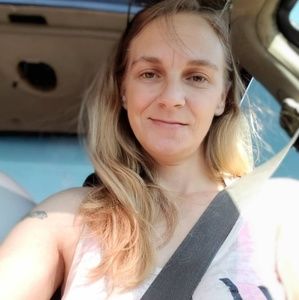 Meet your Posher, Sabrina